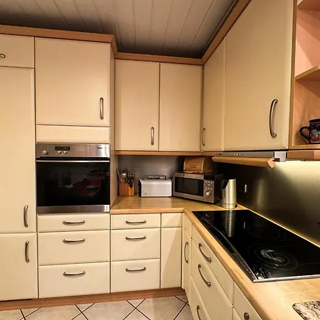 וילה Rhododendron Bliss